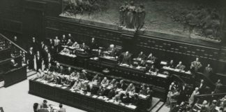prima-seduta-dellassemblea-costituente-25-giugno-1946