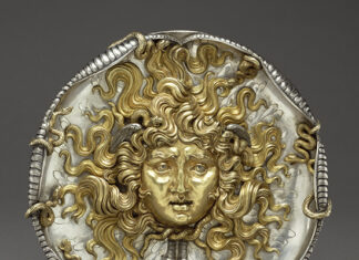 Vincenzo Gemito,mk 1911 Medaglione con testa di Medusa – Argento dorato – 23,5 cm – Inv. 86 SE.528 – Getty Museum