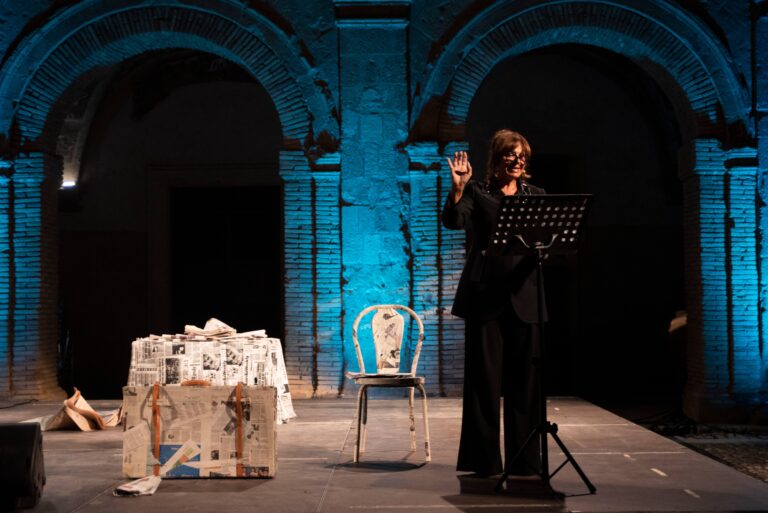 Elena Bonelli interpreta Brecht - Civitafestival